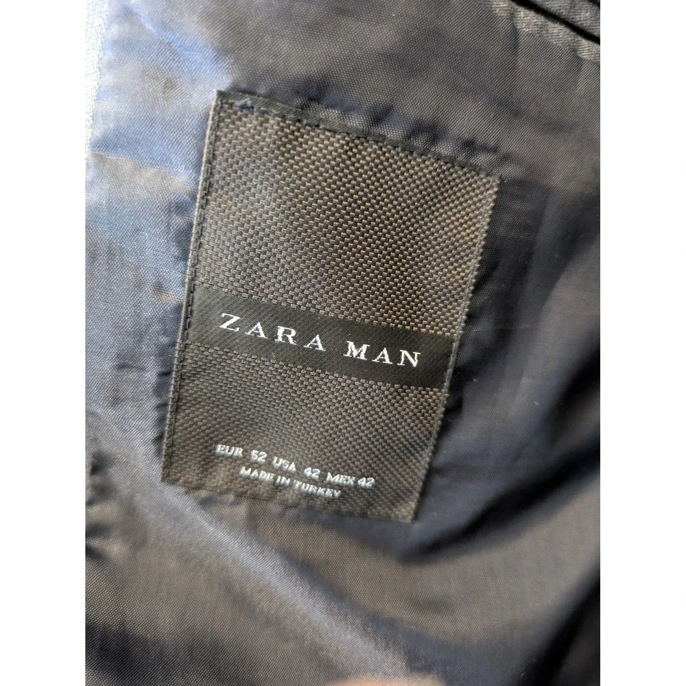 Zara Man Blazer‎ Men's 42 Gray Two Button Notch Lapel Slim Fit Professional